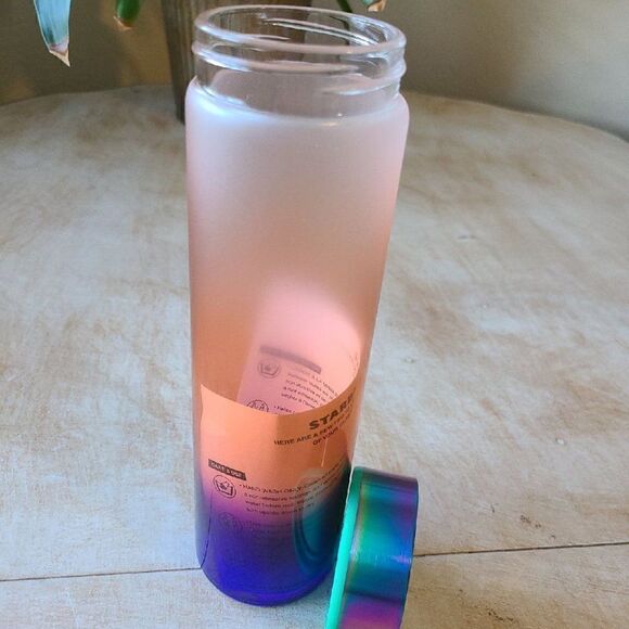 StarbucksāIridescentāOmbreĀ GlassāWaterāBottleāRARE - Picture 2 of 4